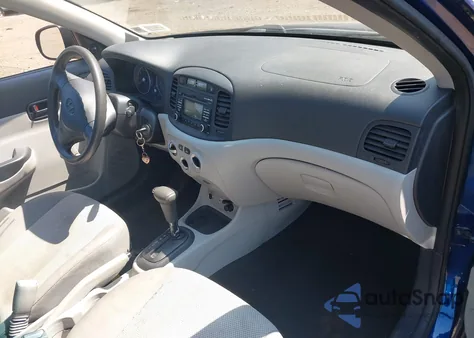 2011 Hyundai Accent Sdrive30I из США, поврежденный, VIN 0KMHCN4AC1BU61137